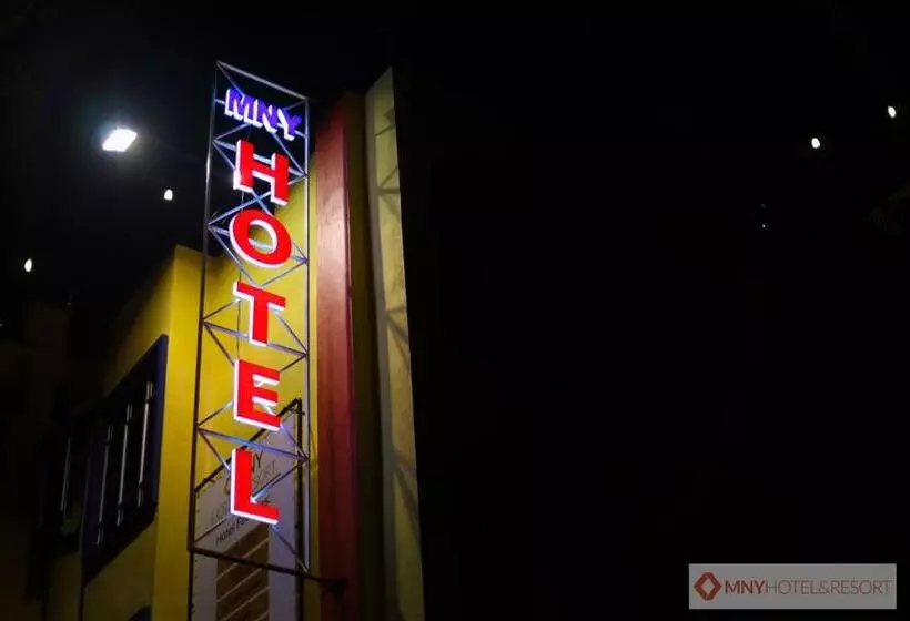 Mny Hotel & Resort
