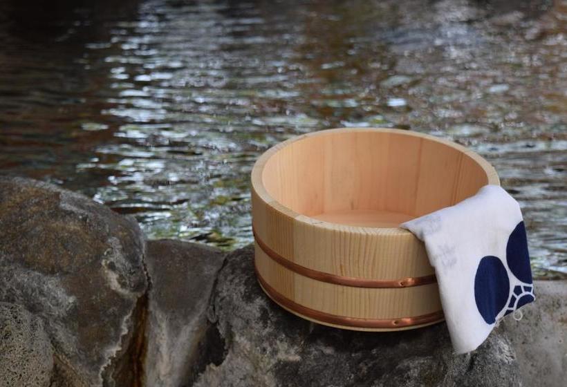 Рёкан Minshuku Fukabe