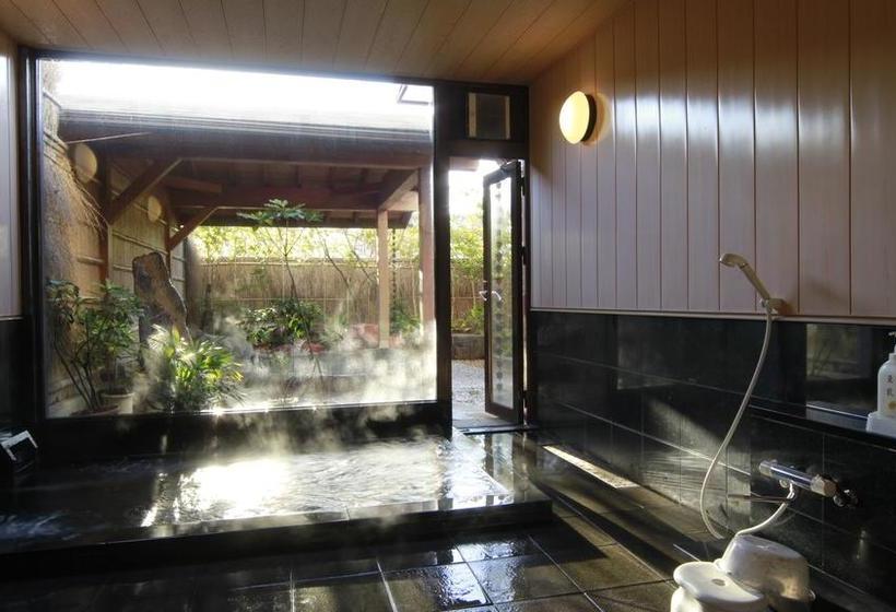 Рёкан Minshuku Fukabe