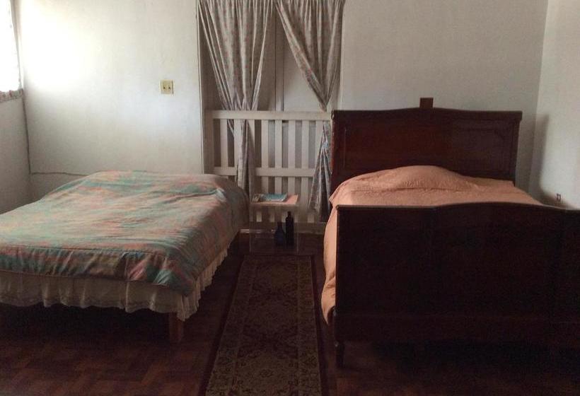 Bed and Breakfast Eden Villa Jacmel