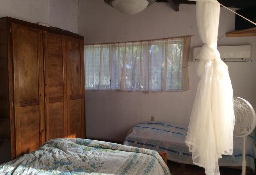 Bed and Breakfast Eden Villa Jacmel