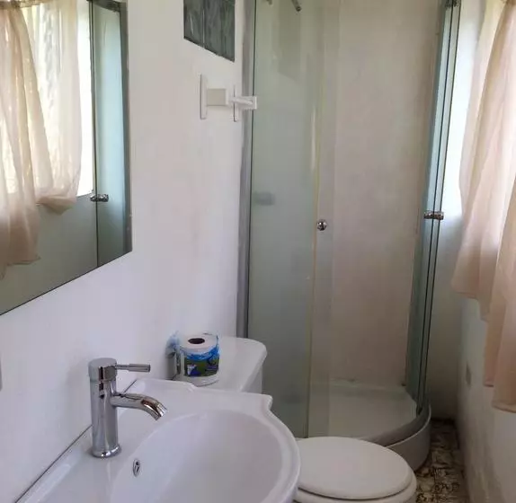 تختخواب و صبحانه Eden Villa Jacmel