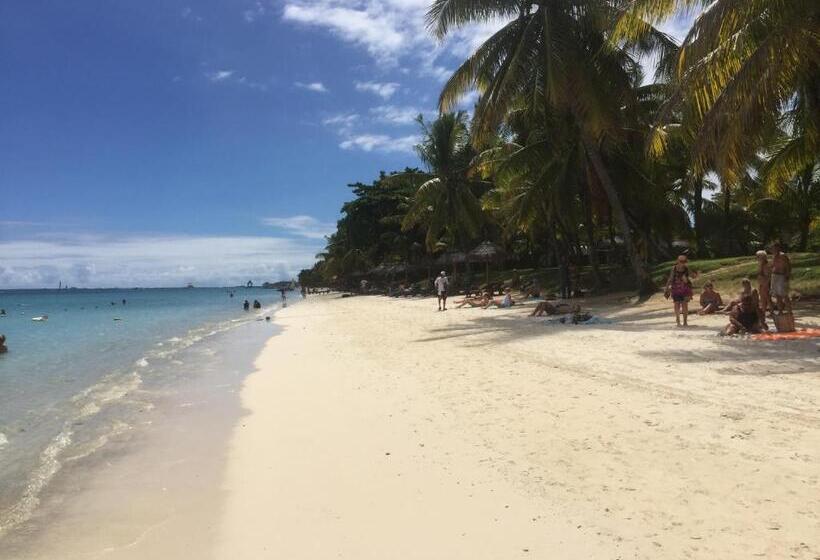 تختخواب و صبحانه Sannyasa Wellness And Spa