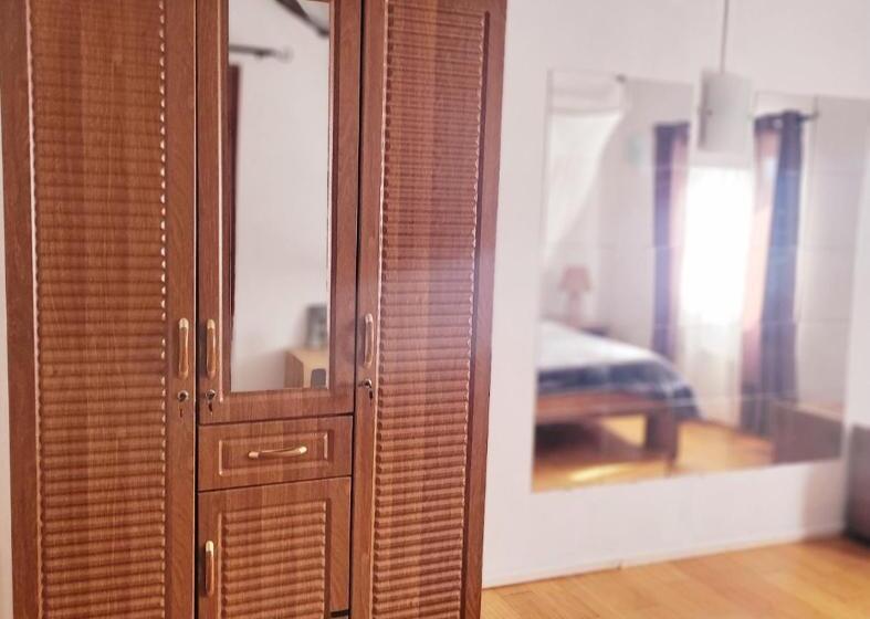 تختخواب و صبحانه Sannyasa Wellness And Spa