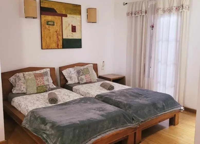 تختخواب و صبحانه Sannyasa Wellness And Spa