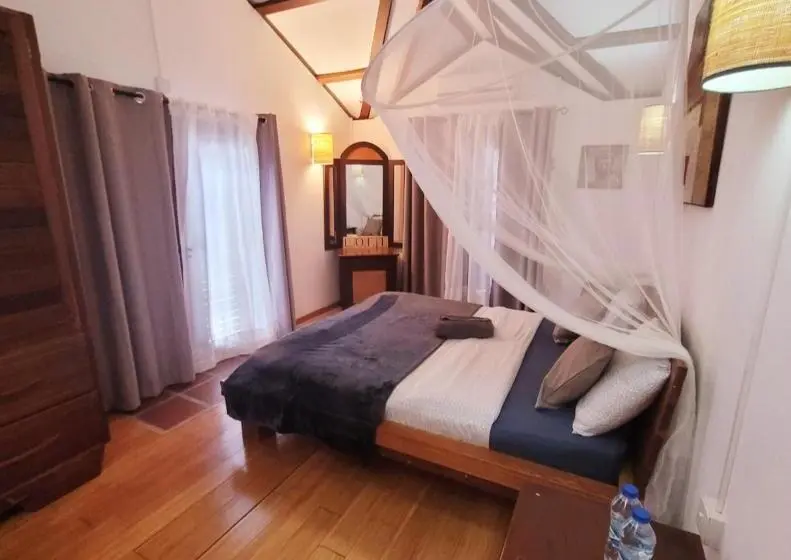 تختخواب و صبحانه Sannyasa Wellness And Spa
