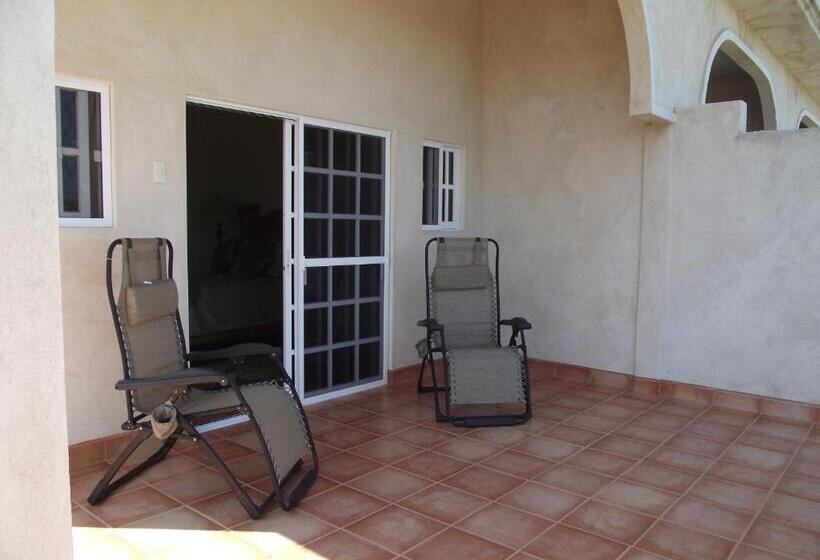 تختخواب و صبحانه Serenity Sands