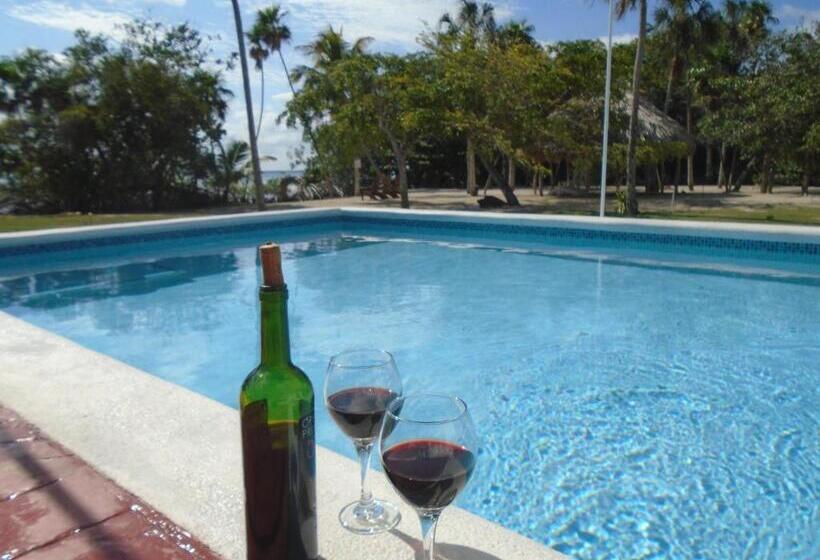 تختخواب و صبحانه Serenity Sands