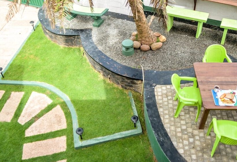 Explore Hostels Negombo