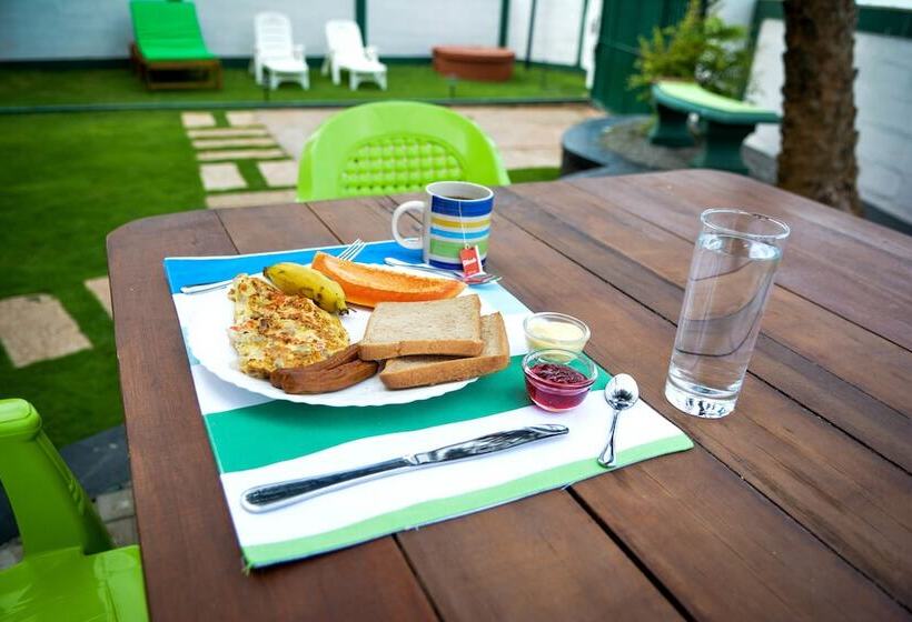 Explore Hostels Negombo