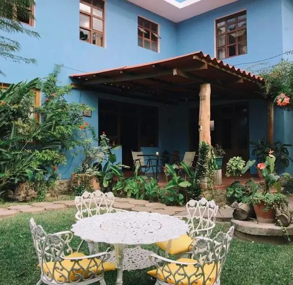 هتل Blue Mayan