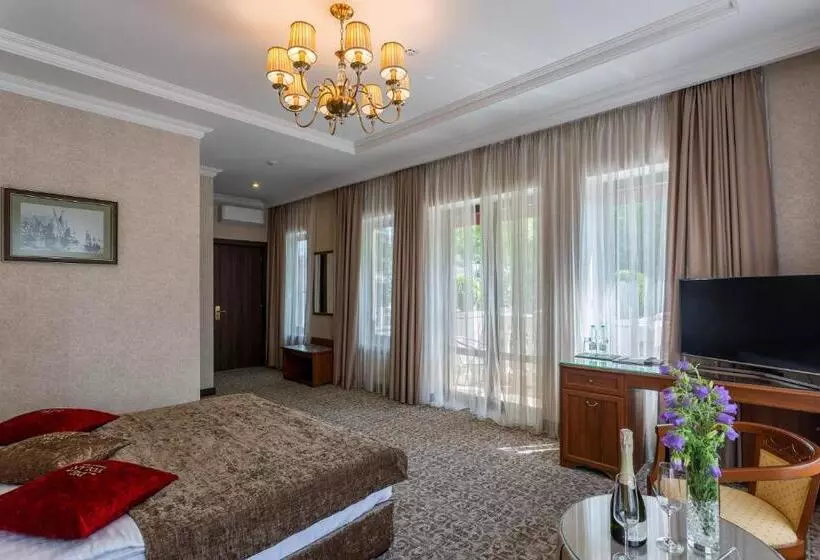 هتل De Volan Boutique
