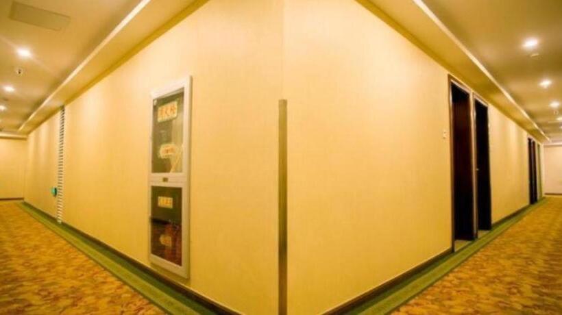 فندق Greentree Inn Shanghai Sheshan National Tourist Resort Express