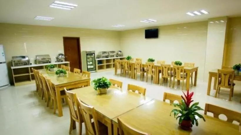 ホテル Greentree Inn Shanghai Sheshan National Tourist Resort Express
