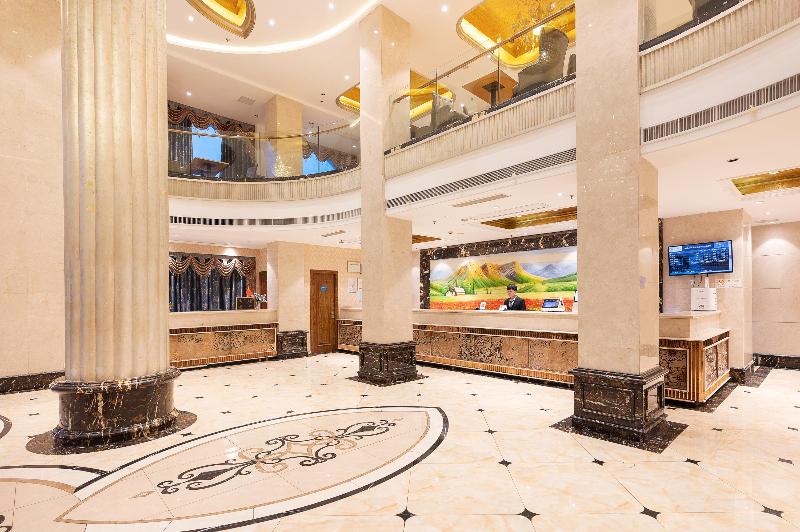 호텔 Hanting Shanghai Cao Road Financial Information Park