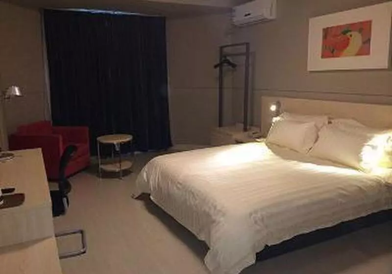 ホテル Jinjiang Inn Nanjing North Daqiao Road