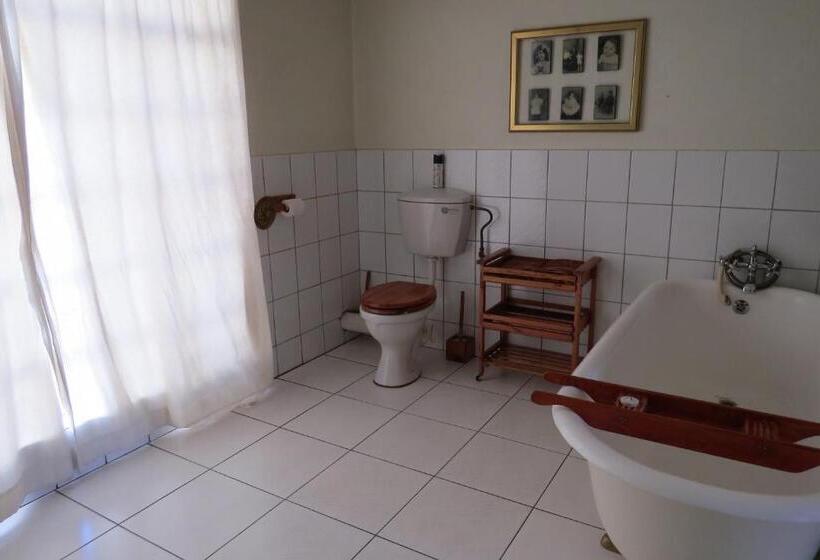 Hôtel Lajava Guest Lodge