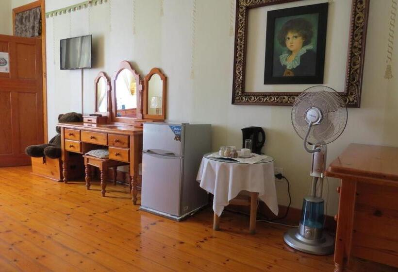 Hôtel Lajava Guest Lodge