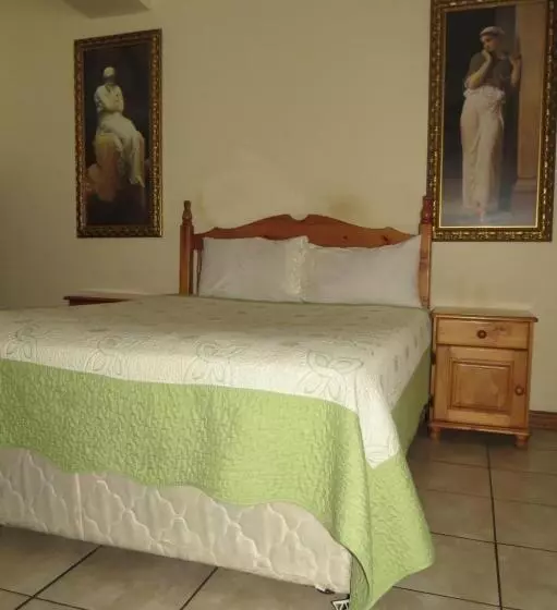 Hotelli Lajava Guest Lodge