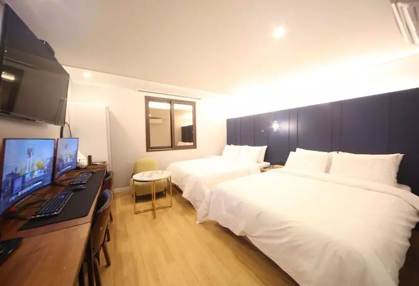 The Stone Bridge Hotel Sasang