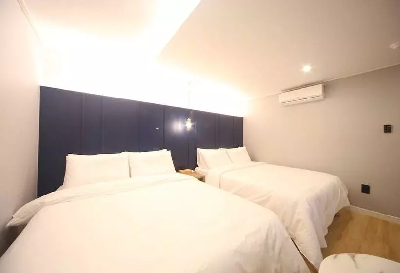 The Stone Bridge Hotel Sasang
