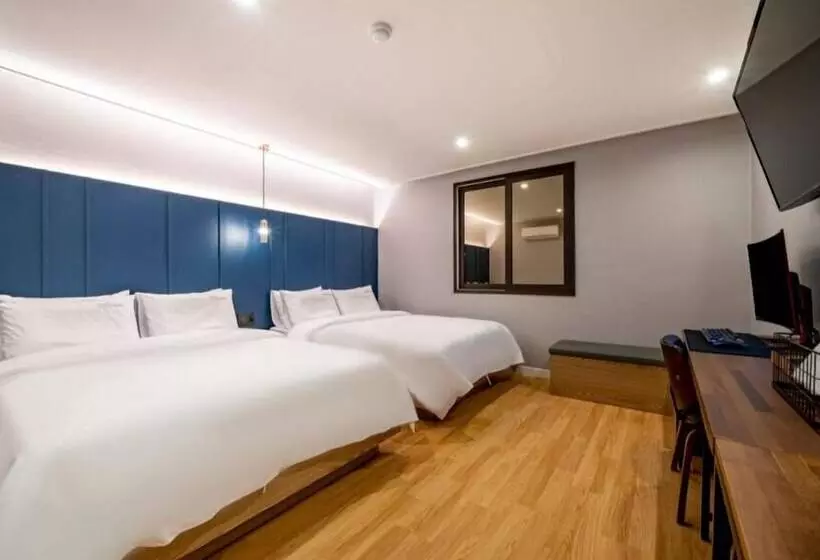 The Stone Bridge Hotel Sasang