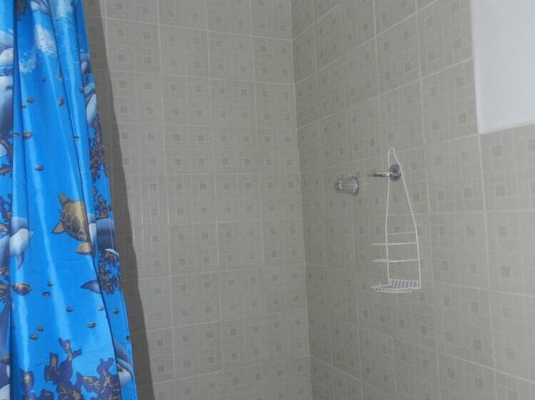 هتل Y Restaurante Casa Escondida