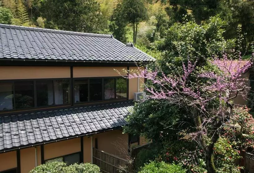 Kuhe Ryokan