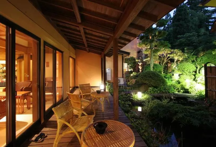 Kuhe Ryokan