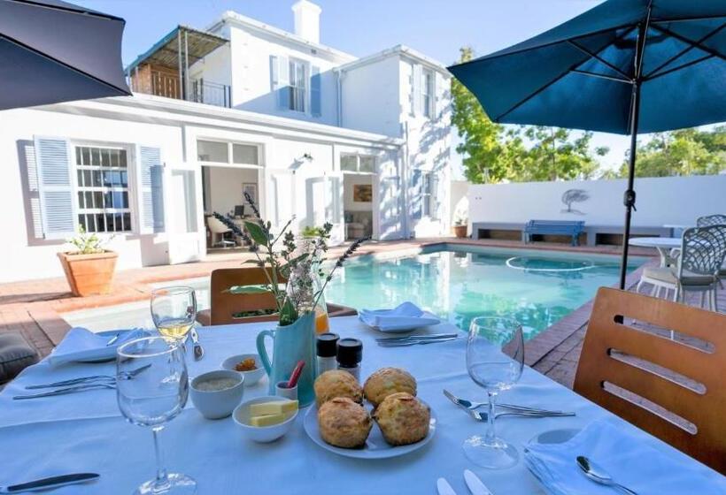 مبيت وإفطار The Sanctuary