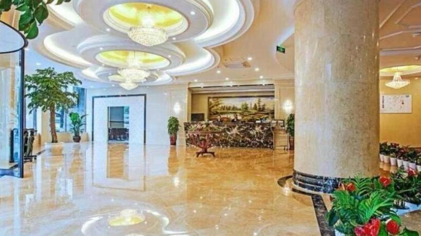 בית מלון כפרי Greentree Inn Huzhou Anji Yingbin Avenue Express