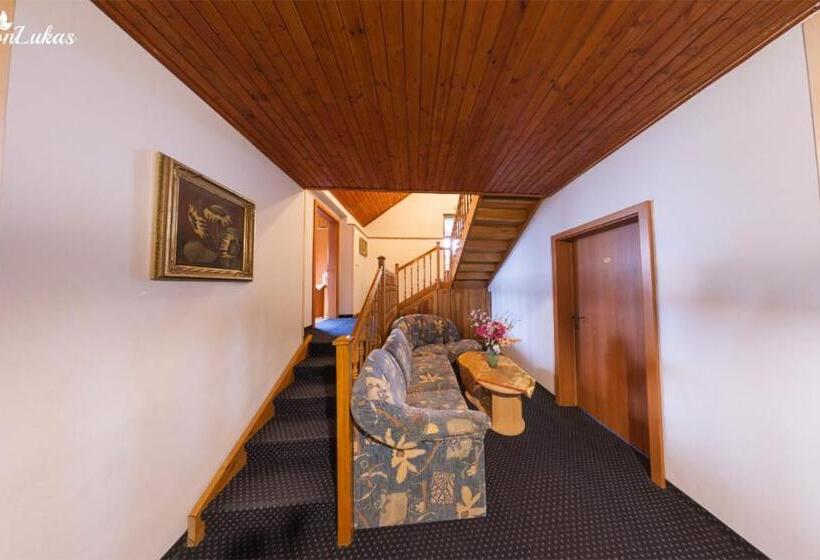 Szálloda Pension Lukas