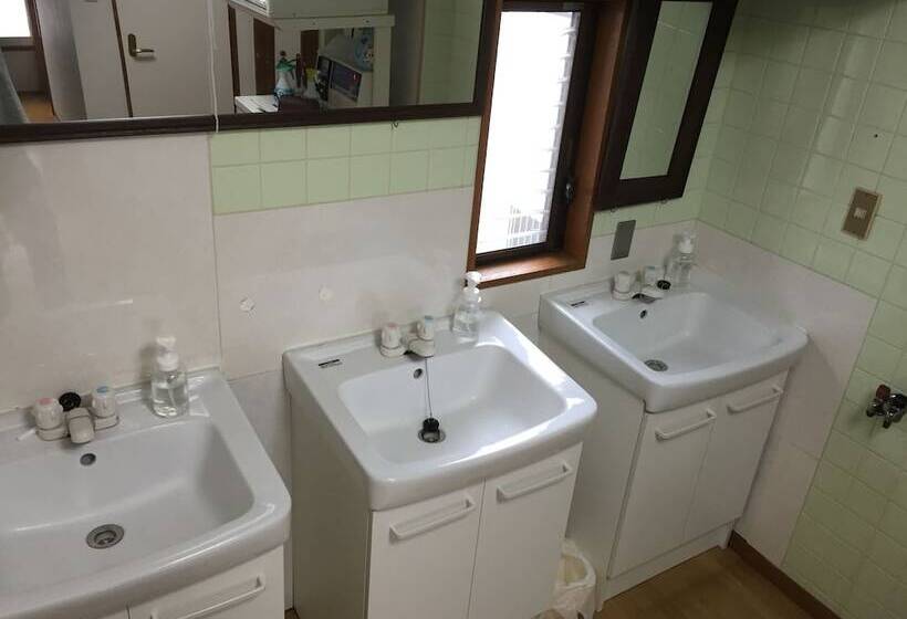 Star Inn Tokyo Hostel