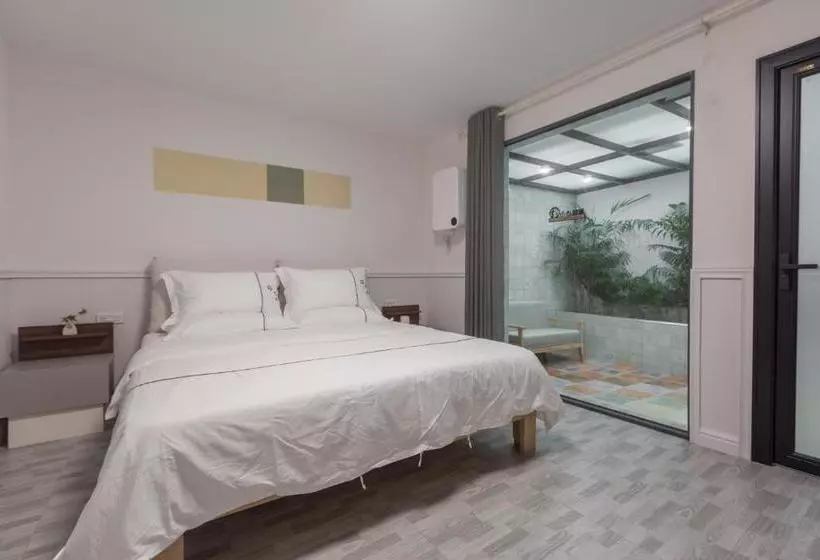 ユースホステル Guilin Flowers Inn
