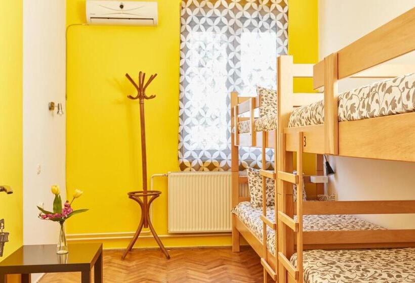 Get Inn Skopje Hostel