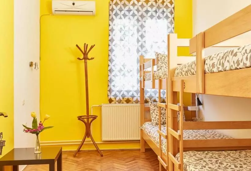 Get Inn Skopje Hostel