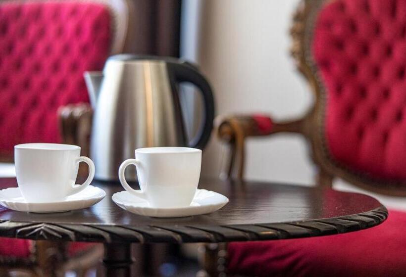 هتل Atostogų Parkas