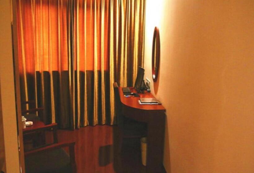 בית מלון כפרי Greentree Inn Chaohu Tianchao Plaza Express