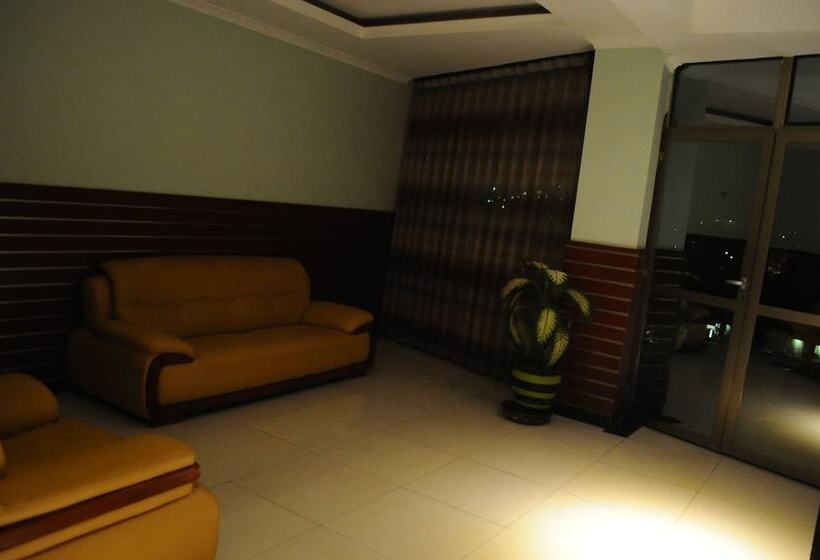 هتل Namayiba Park