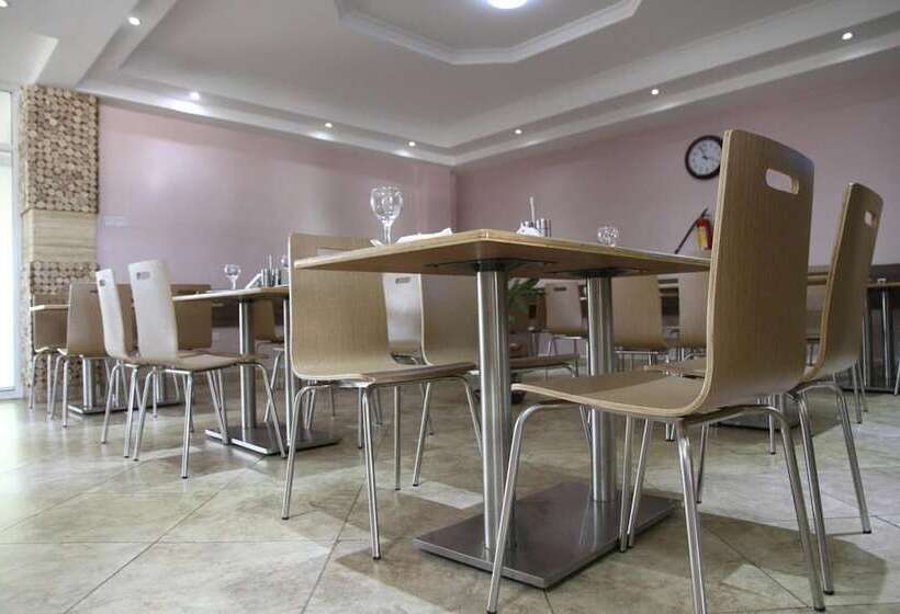 هتل Namayiba Park