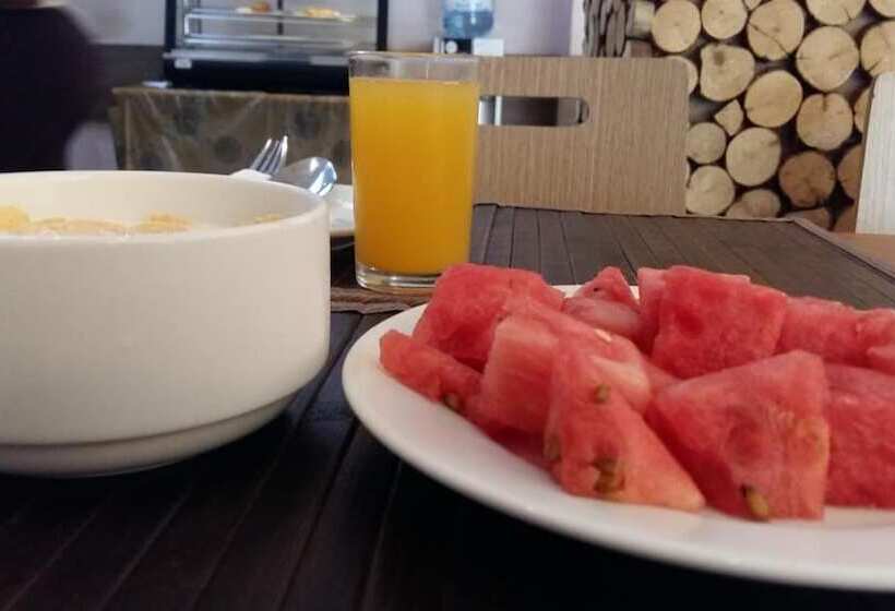 هتل Namayiba Park