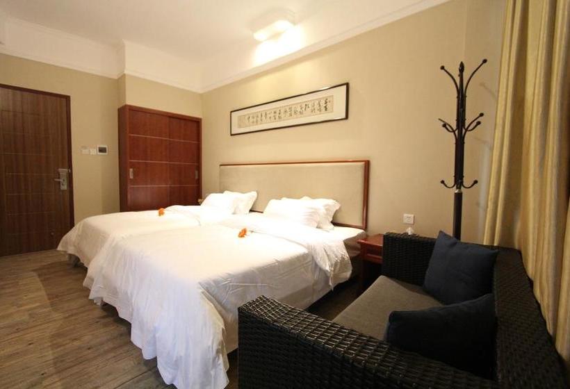 בית מלון כפרי Riverside