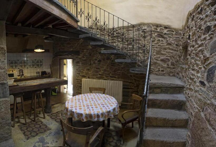 교외 호텔 Rural Bermellar