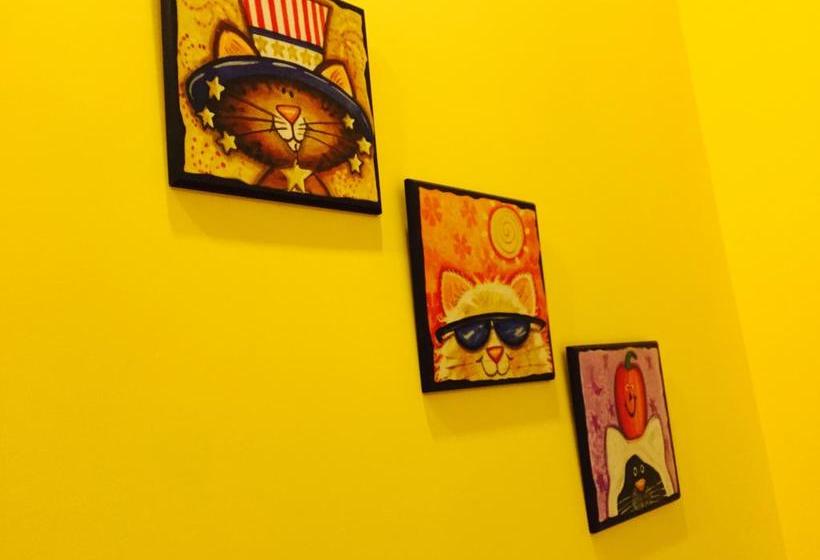 Leshan Haiyun International Youth Hostel