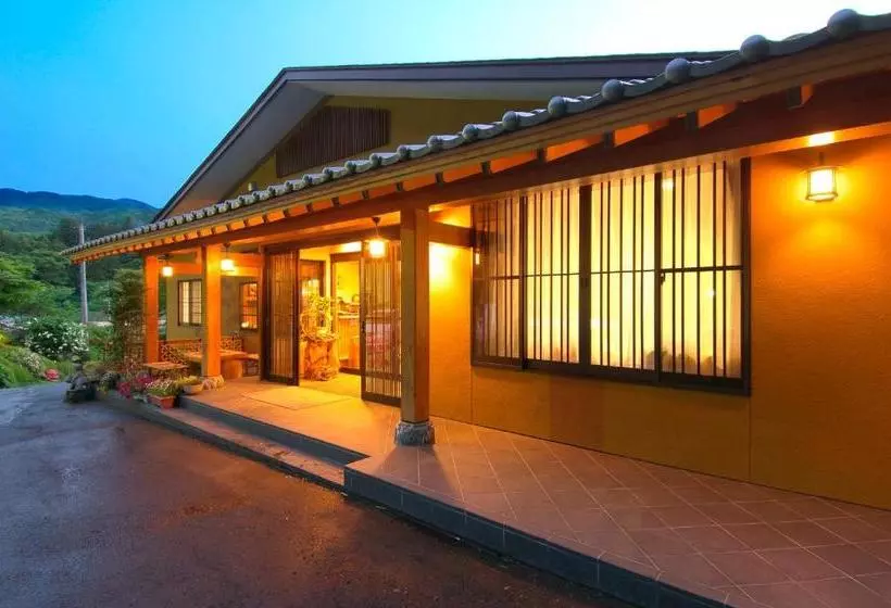 旅館 Fujiya