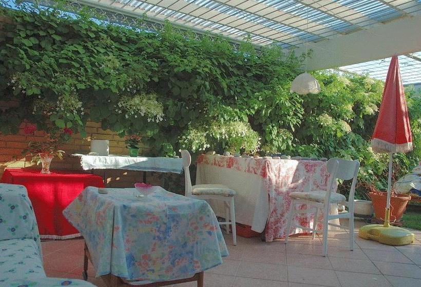 צימר Rosehouse Hillerød Bed And Kitchen