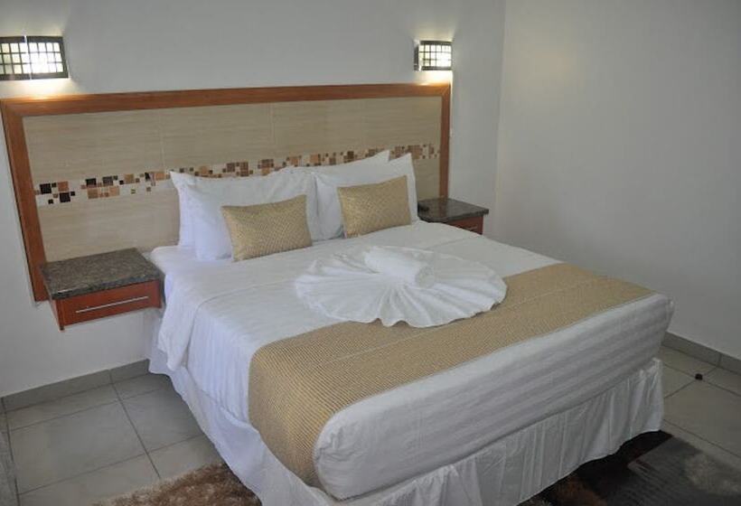 تختخواب و صبحانه Crown Guest Lodge