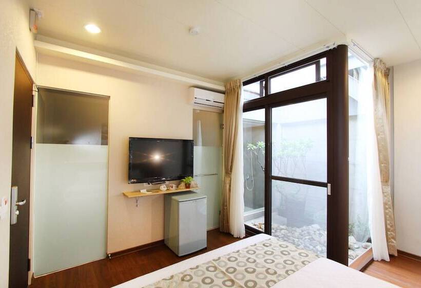 تختخواب و صبحانه Hk77villa