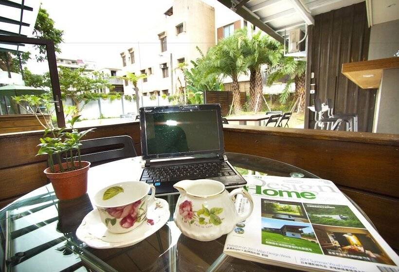 تختخواب و صبحانه Hk77villa