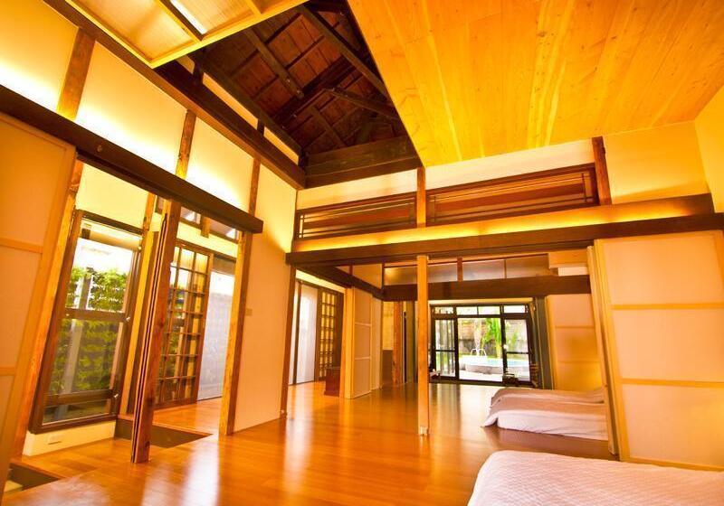 تختخواب و صبحانه Hk77villa